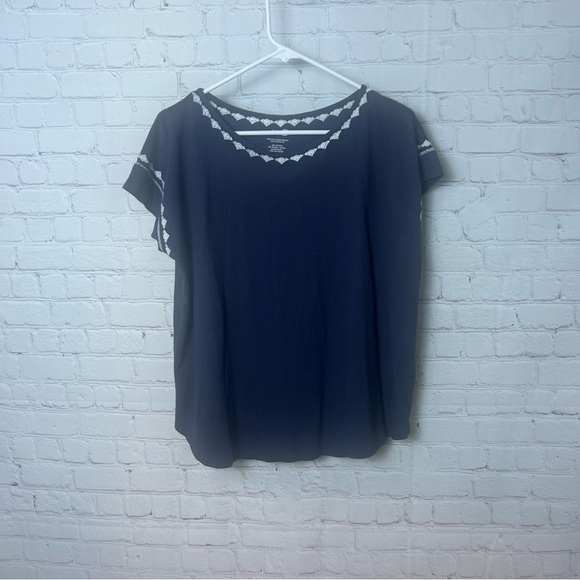 J. Jill NEW Pure Jill Embroidered cap sleeve navy blue tee preppy Medium Petite - Picture 2 of 5
